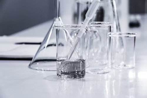 Glassware — borosilicate beakers, flasks, burettes